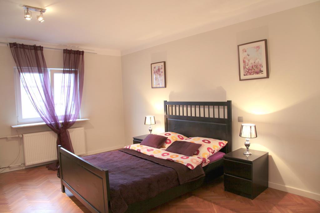 Key Apartments Chmielna Warszawa Rum bild